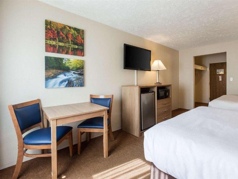 Quality Inn Petoskey-Harbor Springs Exteriér fotografie