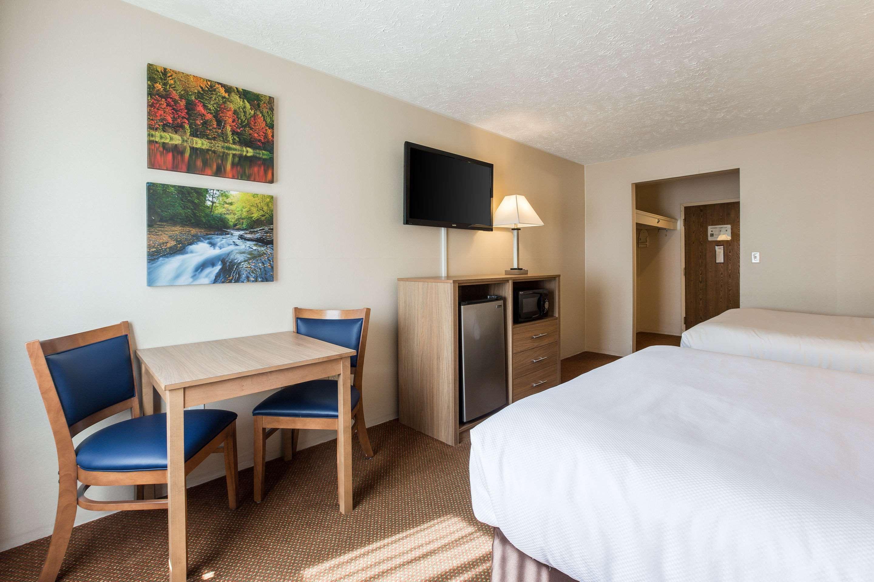 Quality Inn Petoskey-Harbor Springs Exteriér fotografie