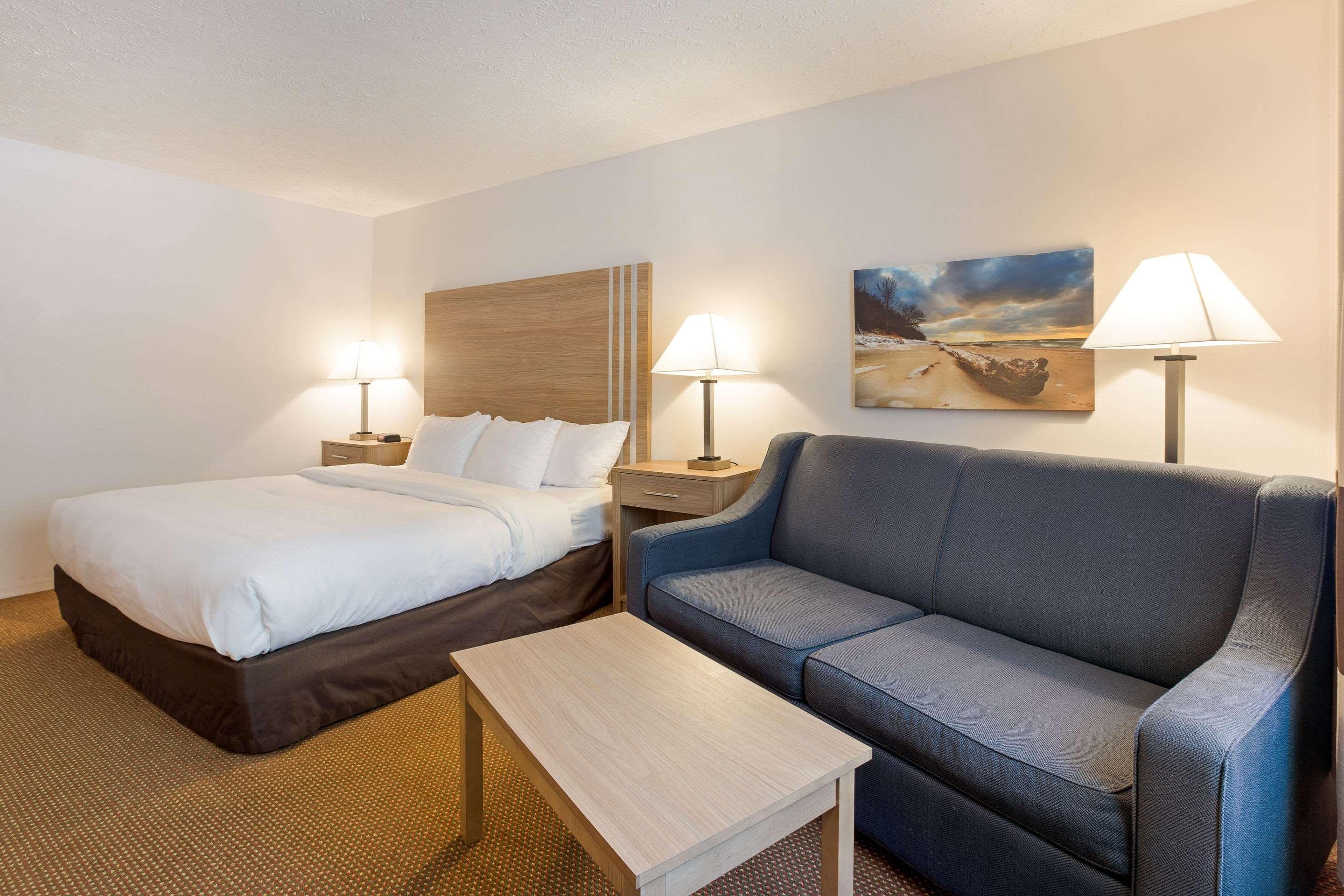 Quality Inn Petoskey-Harbor Springs Exteriér fotografie