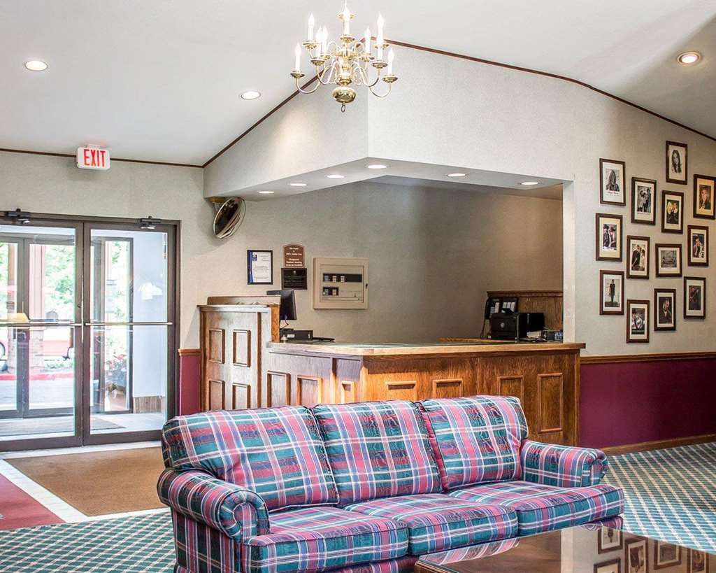 Quality Inn Petoskey-Harbor Springs Interiér fotografie